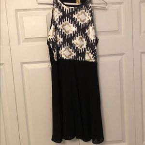 Sequins detailing dress